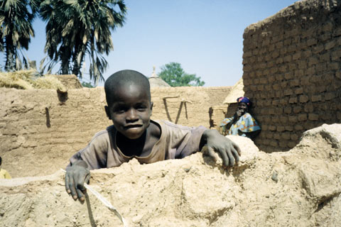 http://www.transafrika.org/media/Bilder Burkina Faso/kind westafrika.jpg